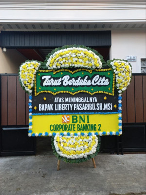 Papan Bunga Duka di Singajaya